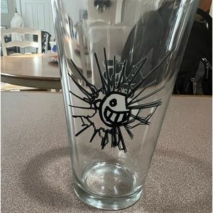 New 35 yrs Collectors Newbury Comics Pint Glass